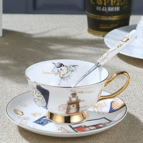 Porcelain Bone China Coffee Cup and Saucer Luxury Vintage Ceramics Tea Sets Modern Cups Cafe Kitchenware Tazas Para Drinkware